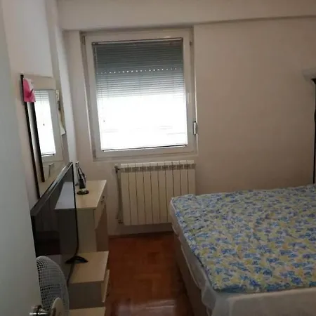 Apartment Modern One Bedroom Skopje